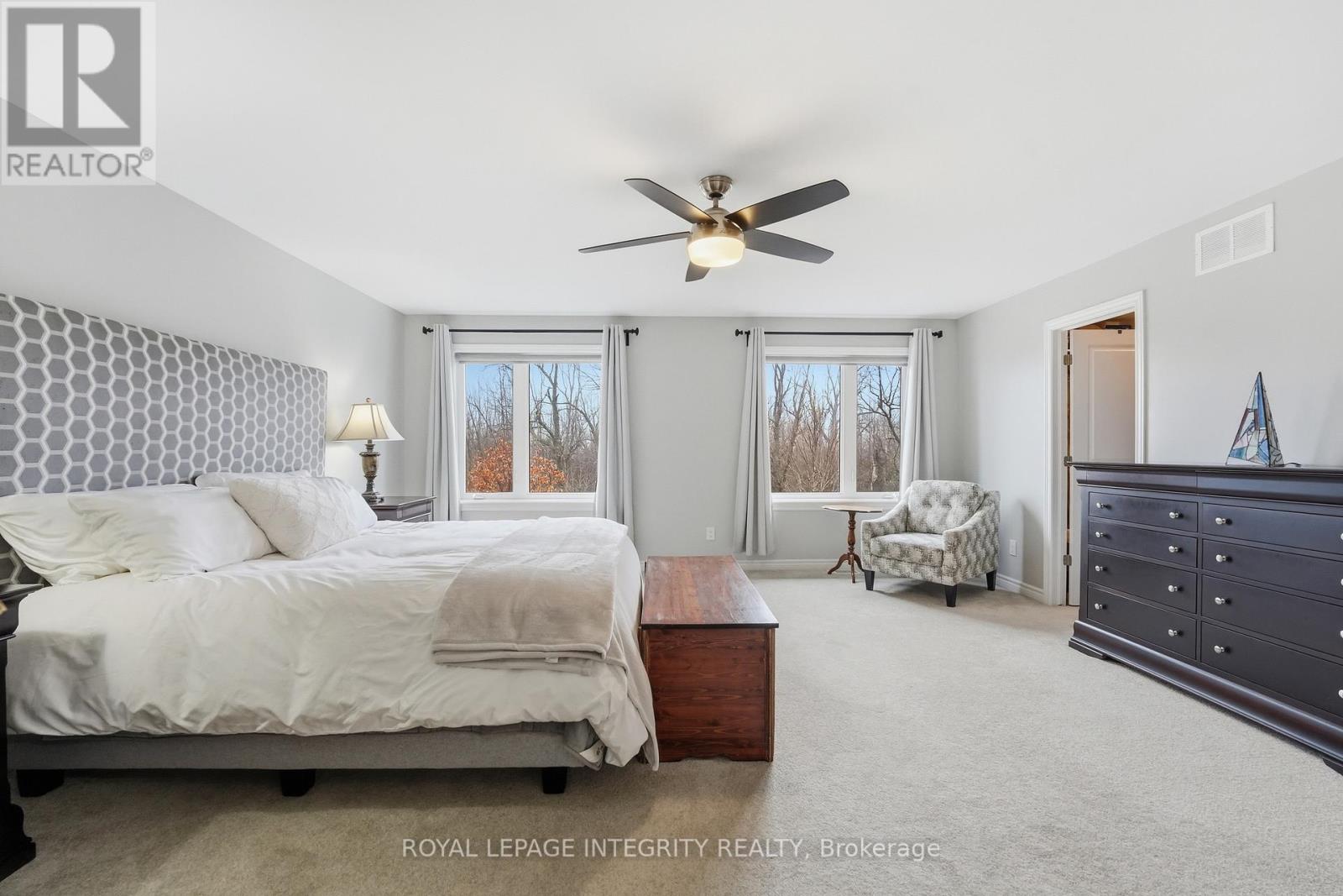 211 Cooks Mill Crescent