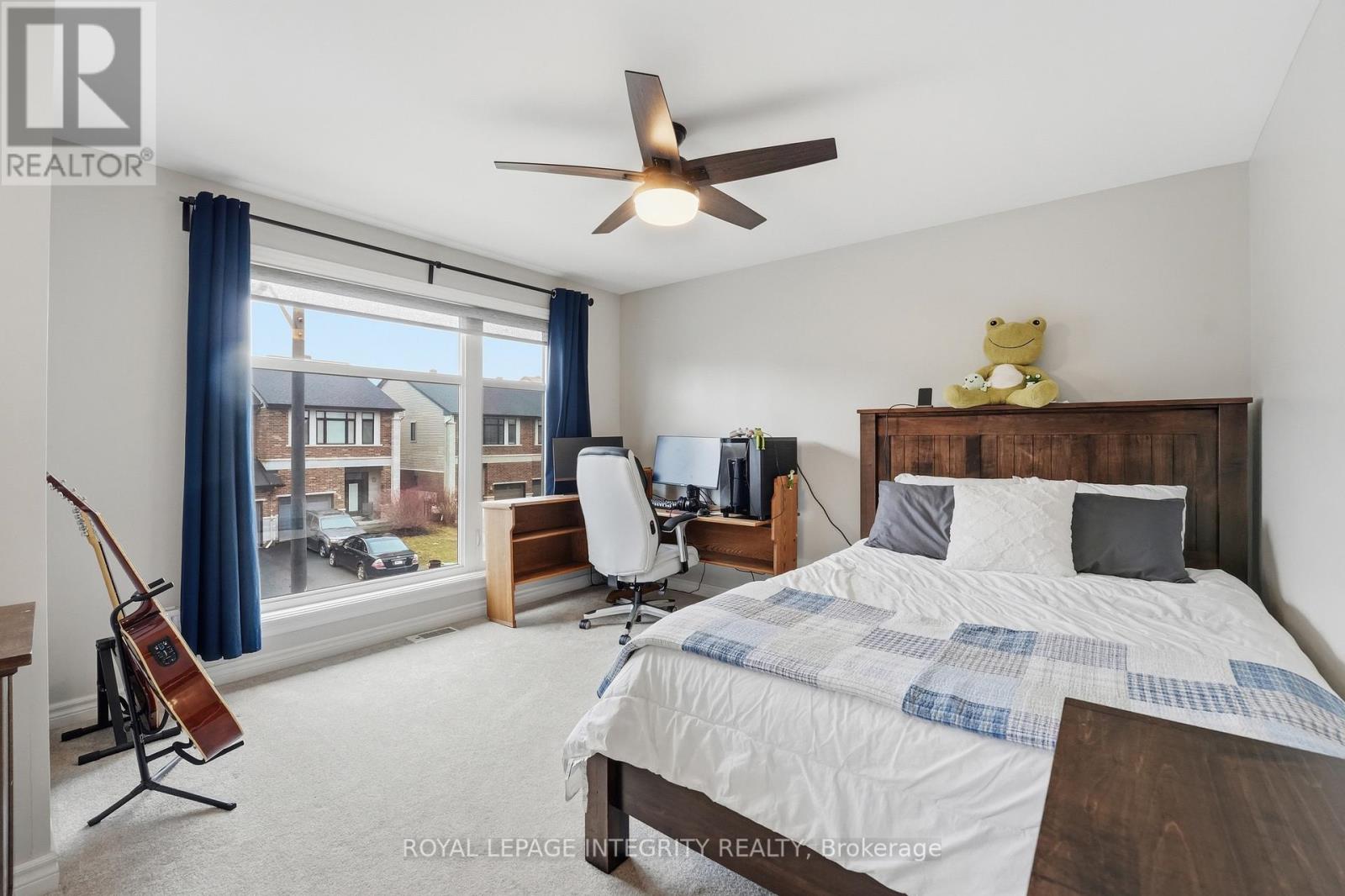 211 Cooks Mill Crescent