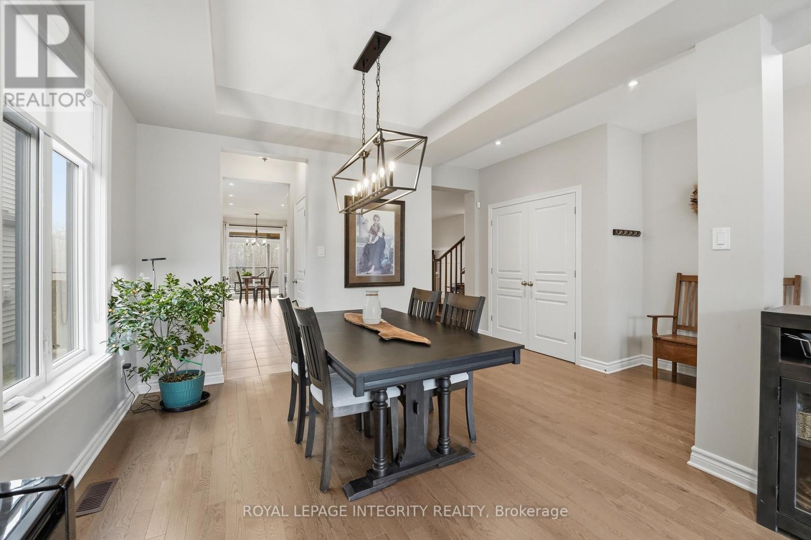 211 Cooks Mill Crescent