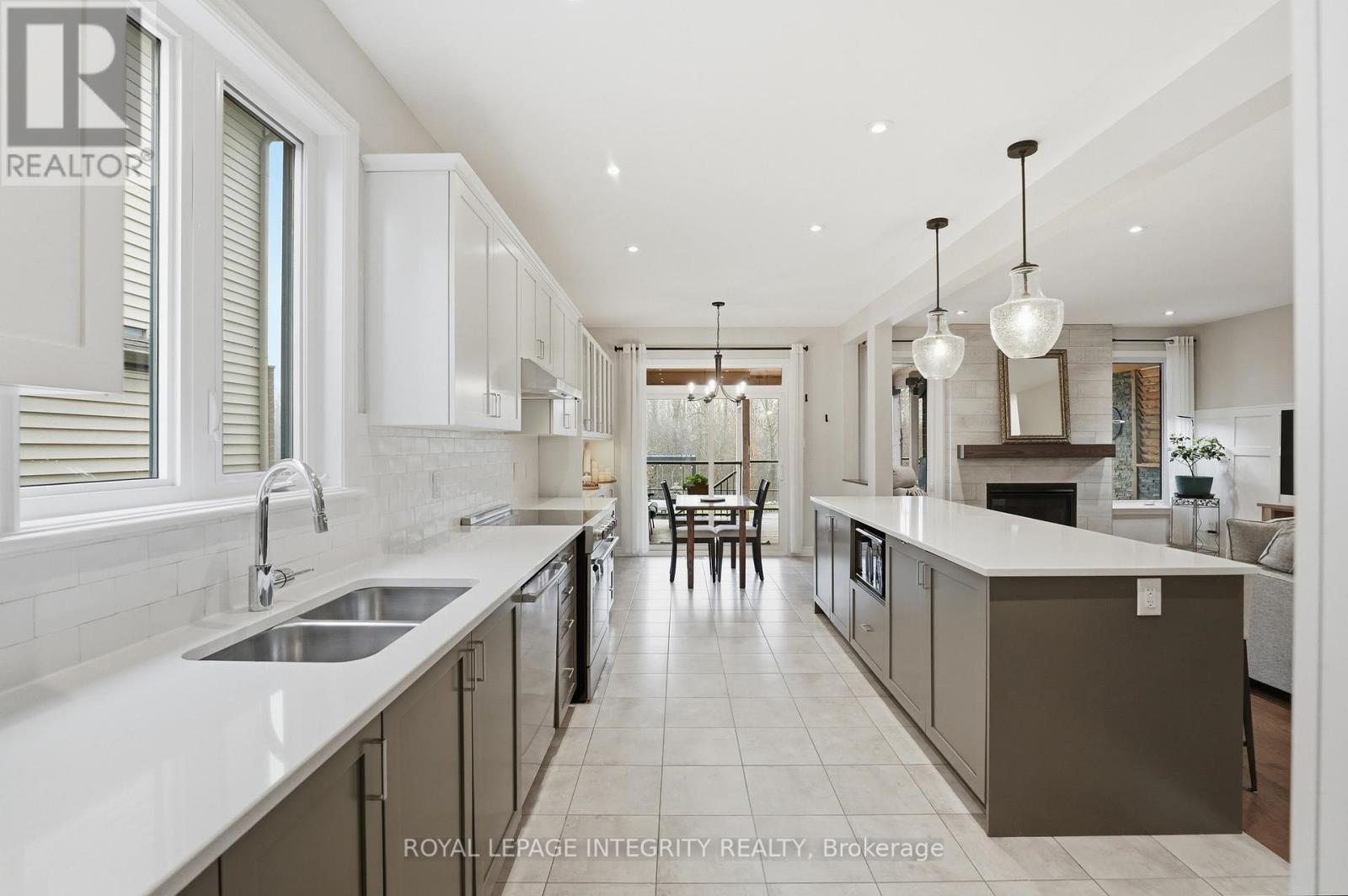 211 Cooks Mill Crescent