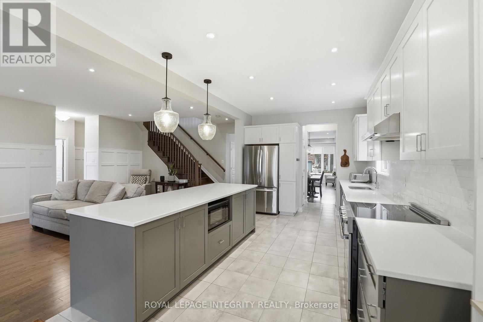 211 Cooks Mill Crescent