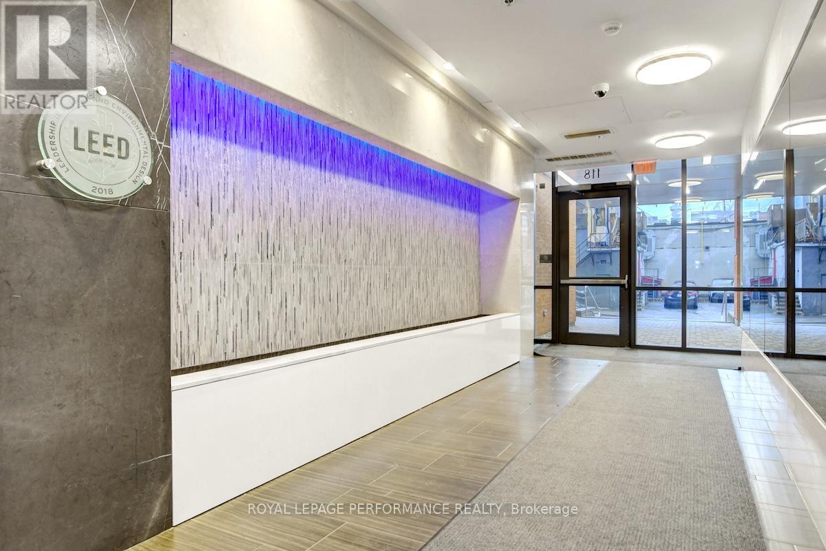 1004 - 118 Holmwood Avenue