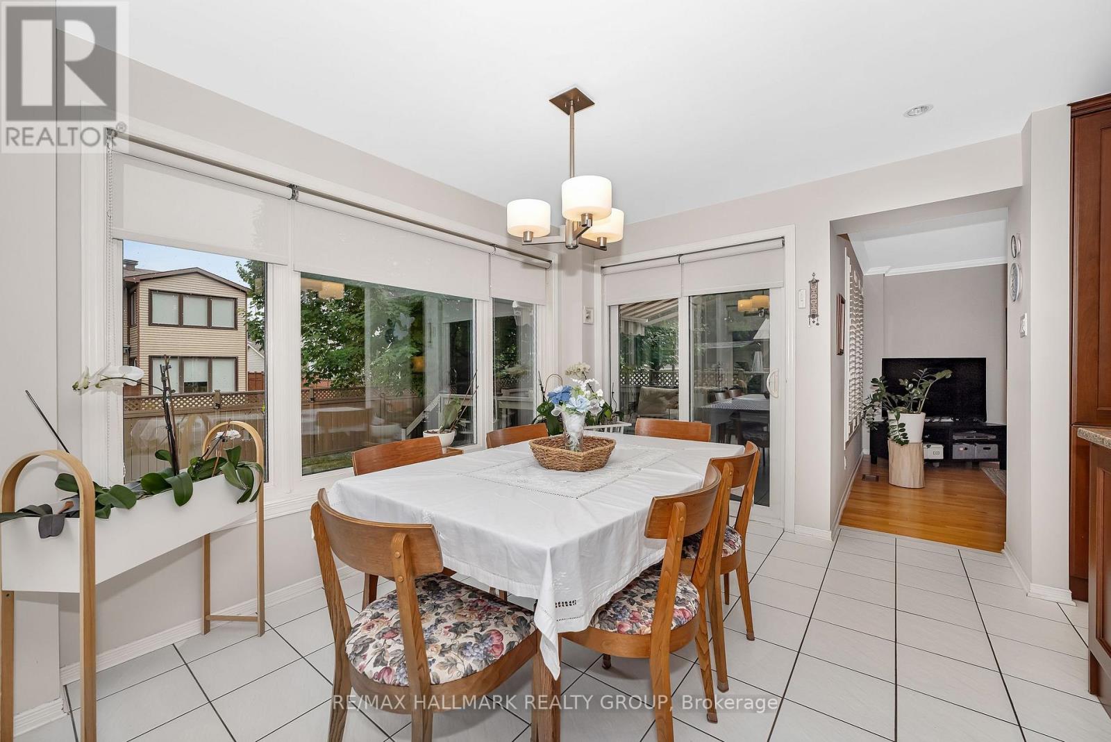 1850 Thornecrest Street