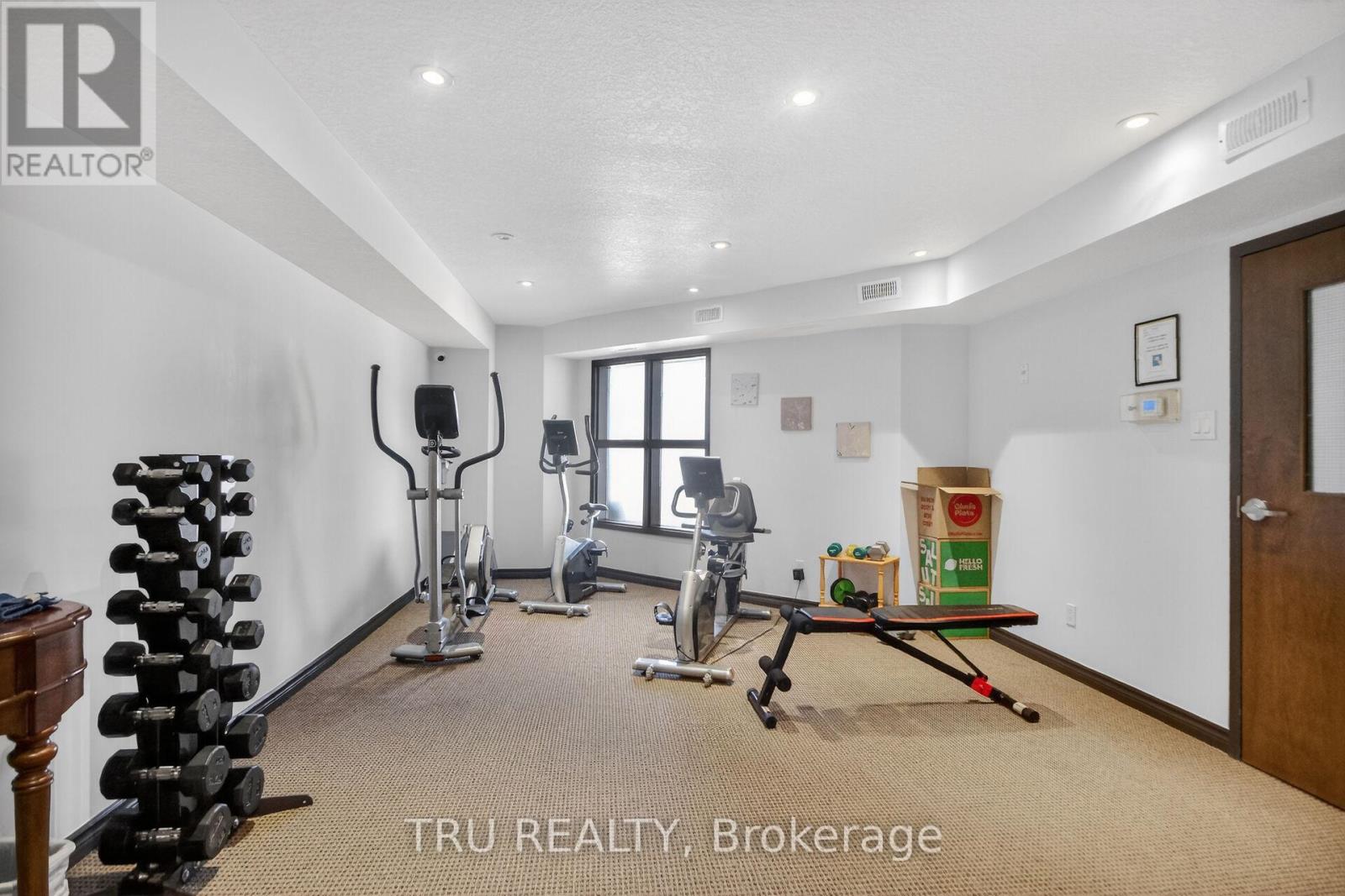 113 - 398 Van Buren Street