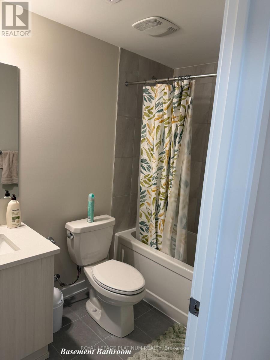 6384 Ottawa Street W