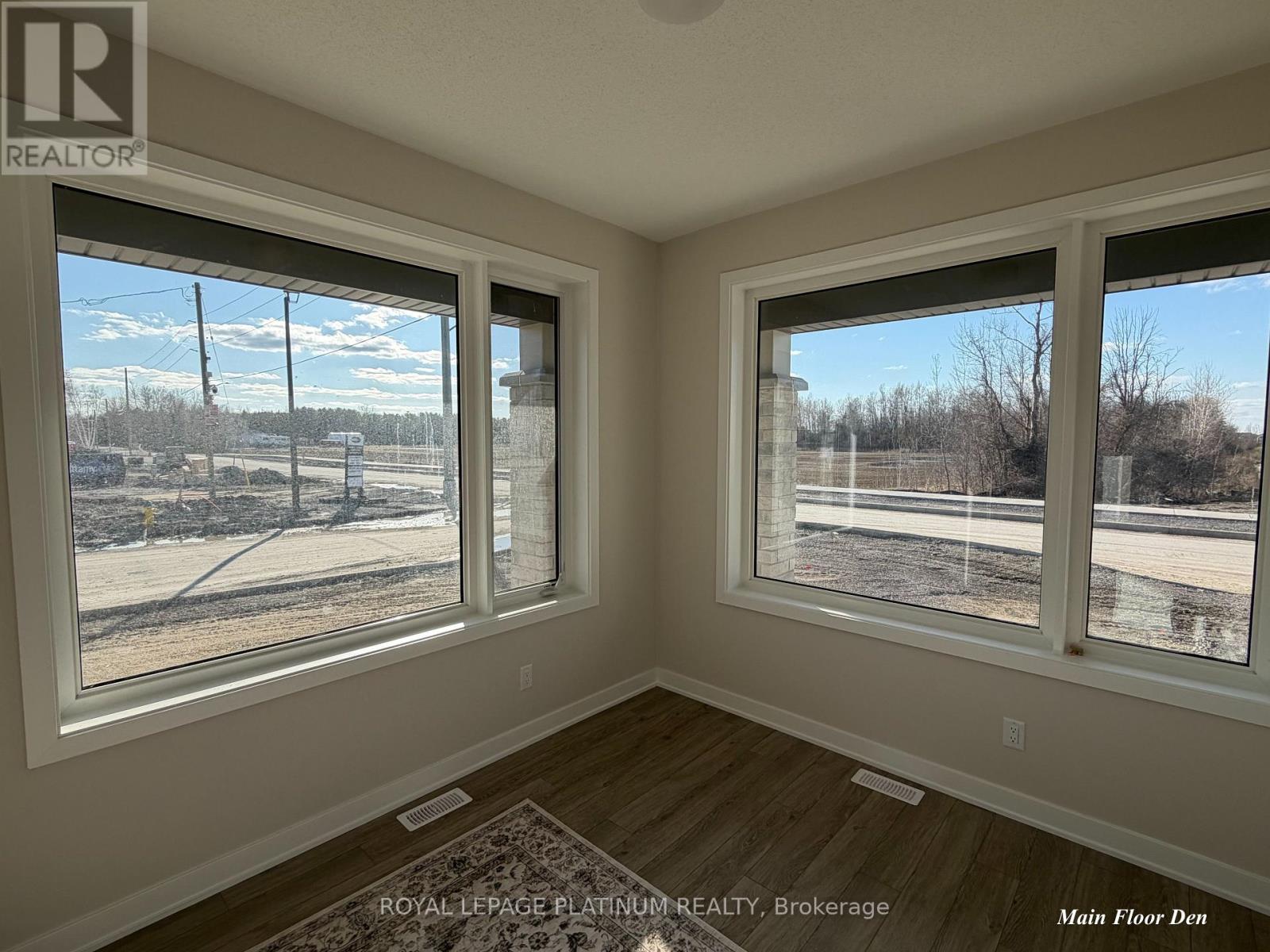 6384 Ottawa Street W