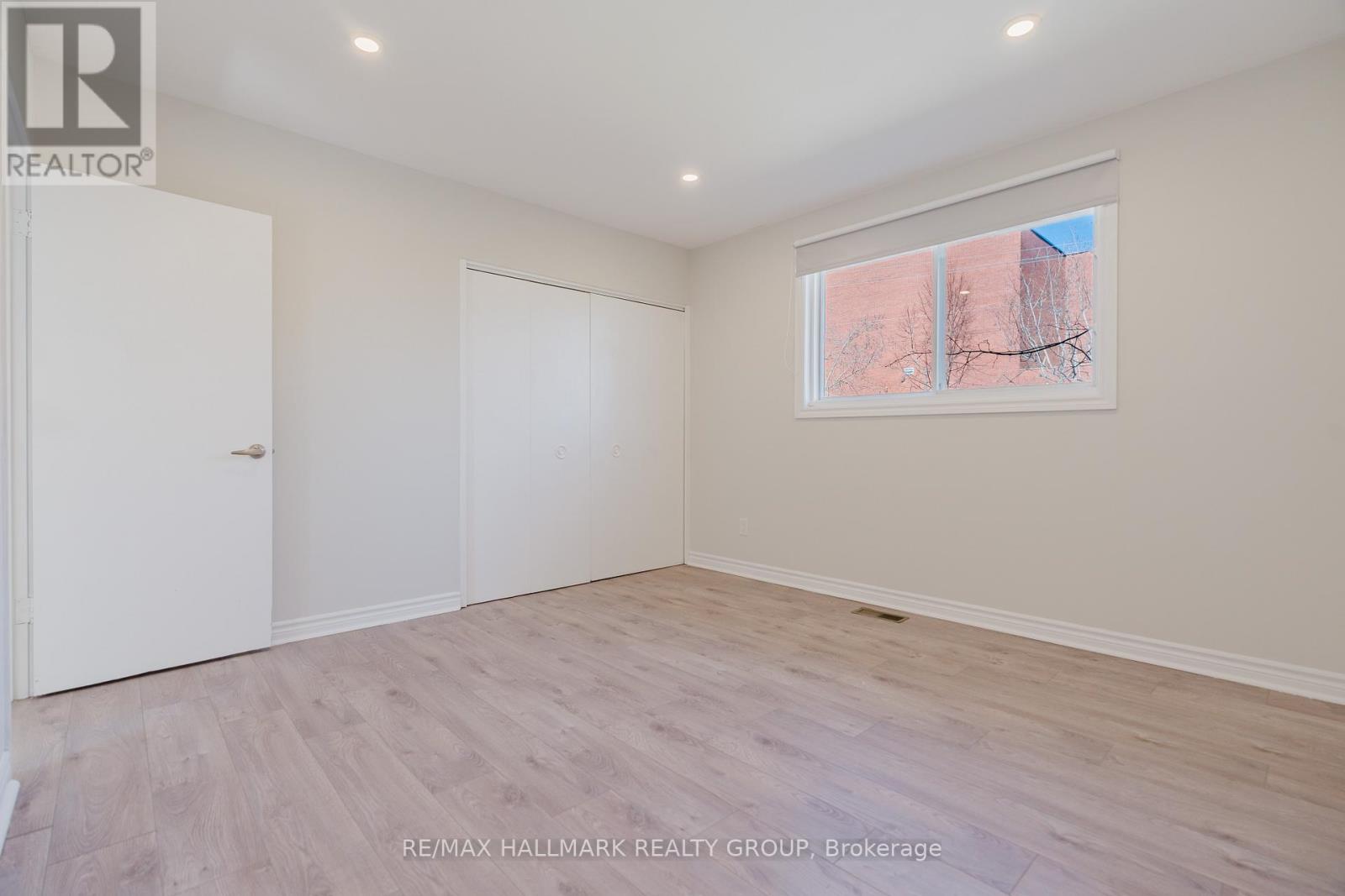 17 Wolmsley Crescent