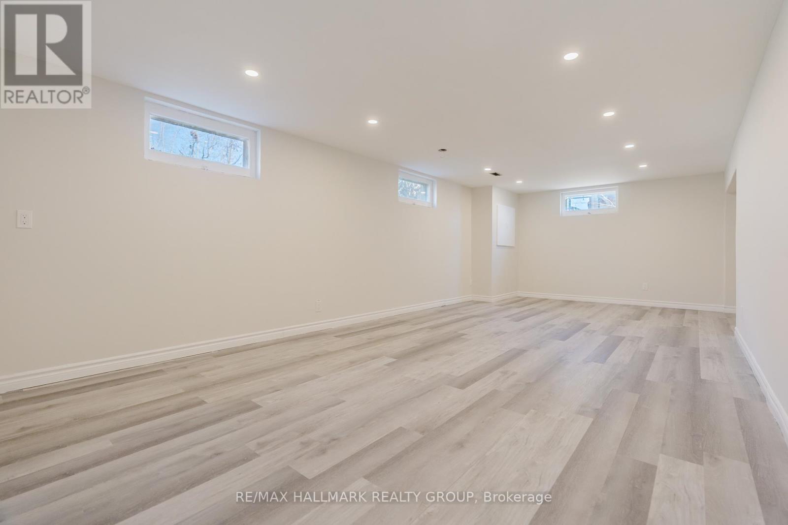 17 Wolmsley Crescent