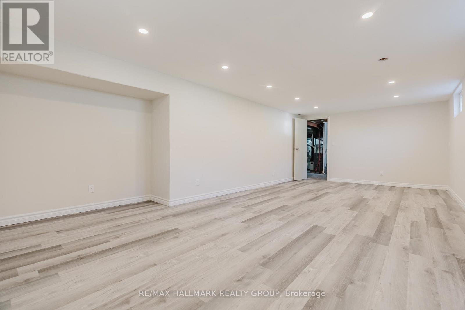 17 Wolmsley Crescent