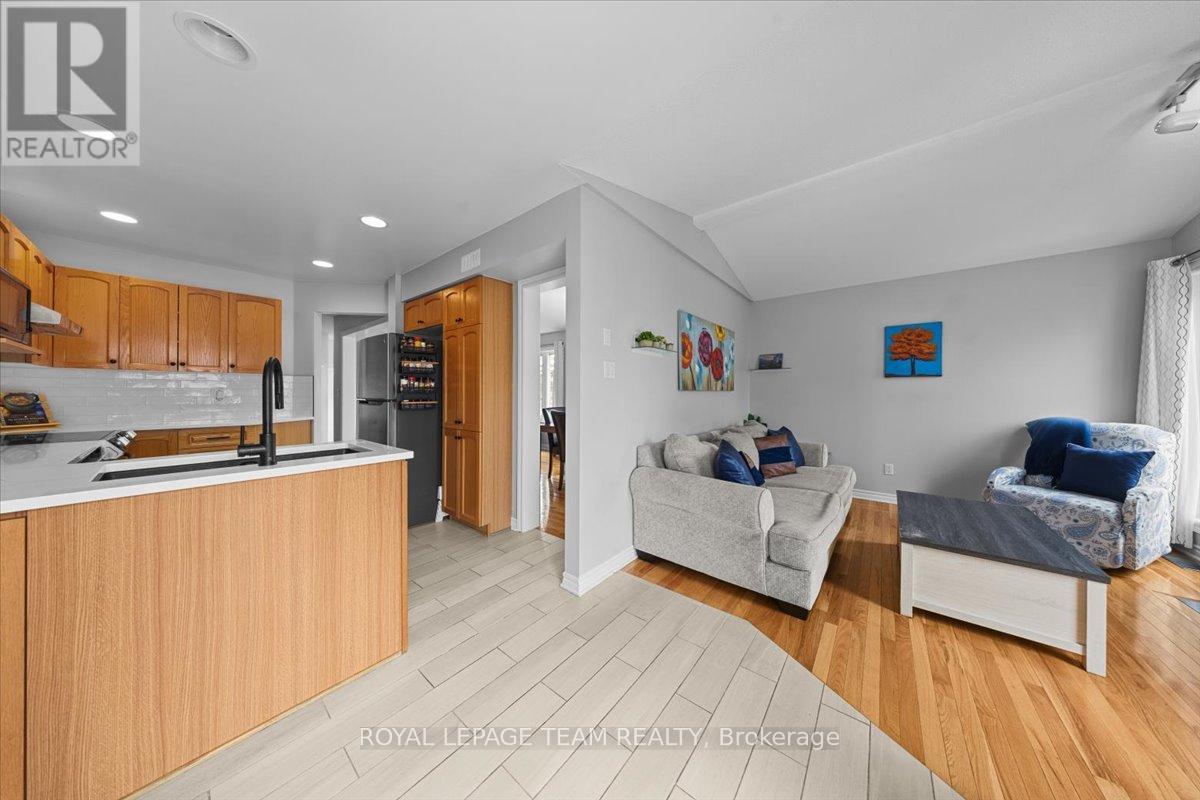 79 Saddlesmith Circle