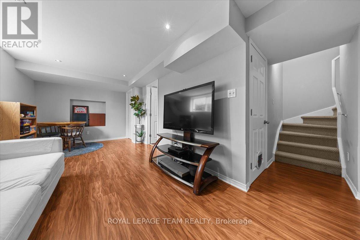 79 Saddlesmith Circle