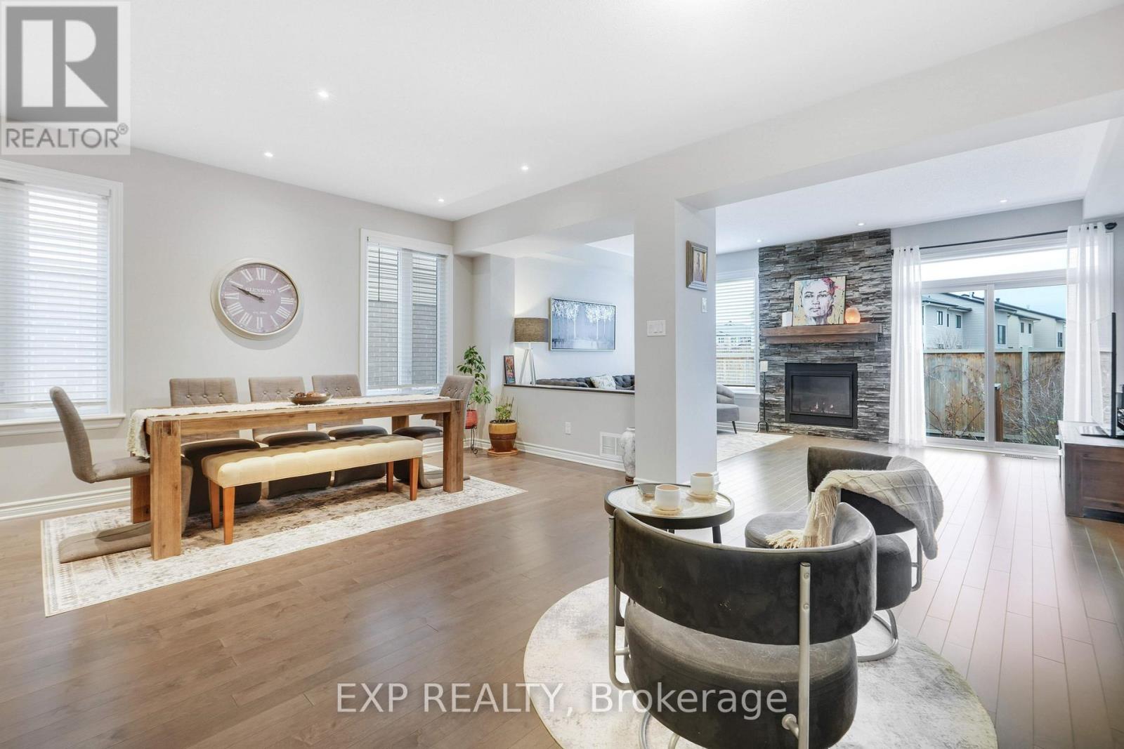 529 Stargazer Crescent