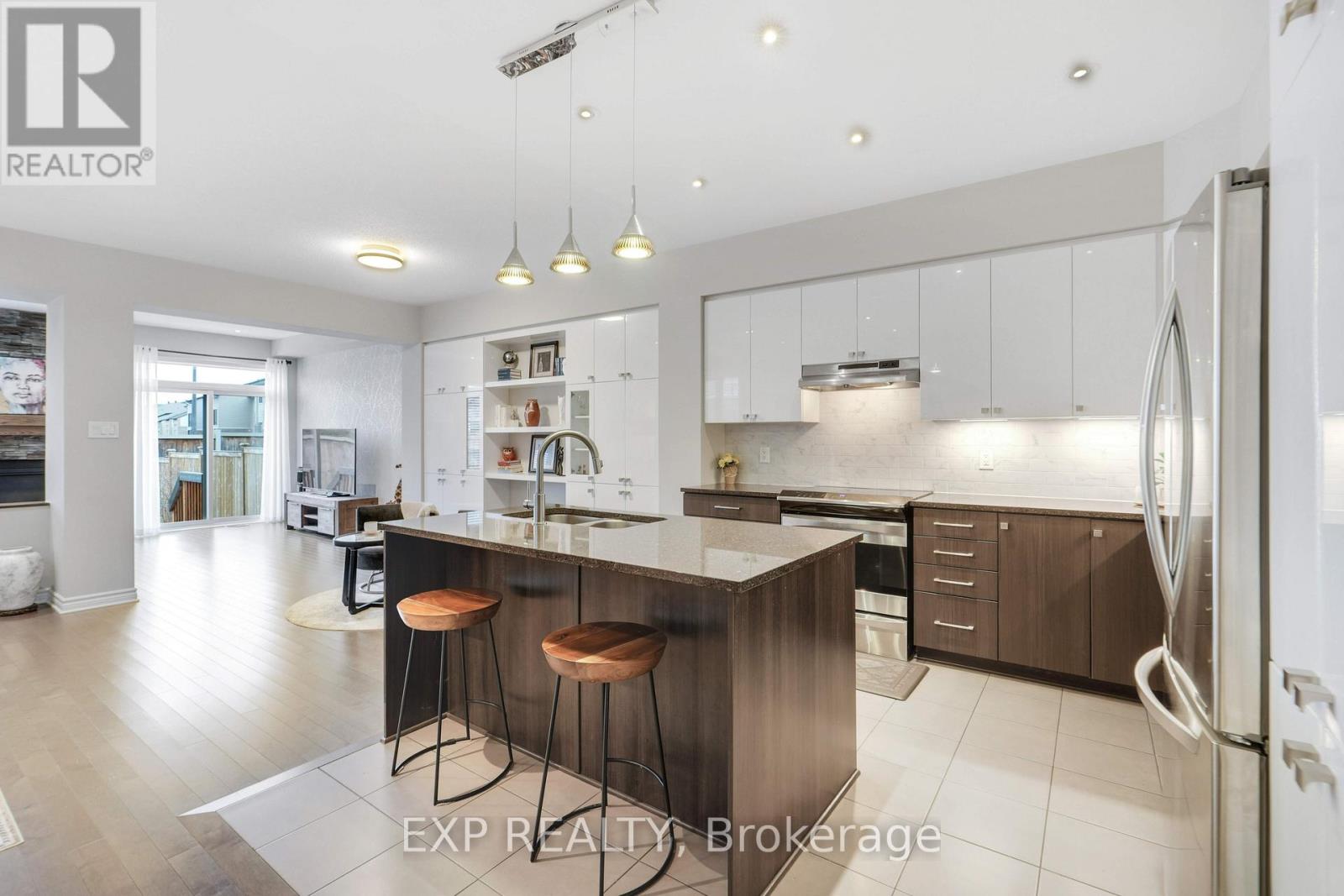 529 Stargazer Crescent