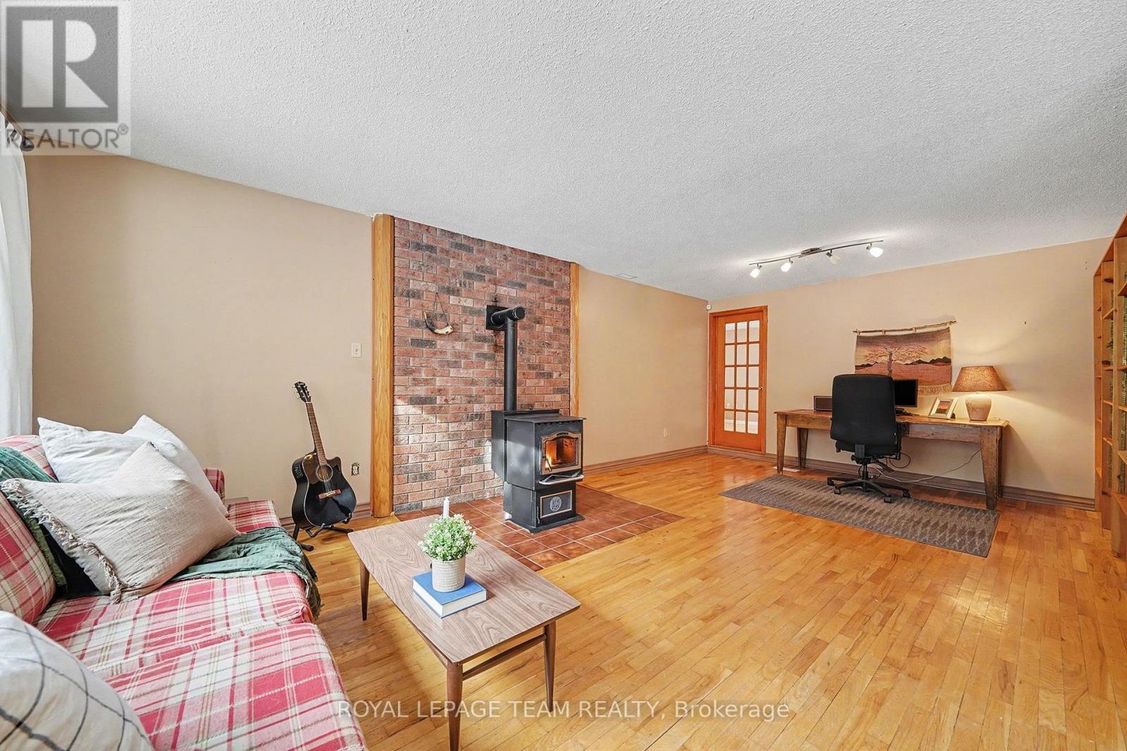 2249 Mcgovern Road W