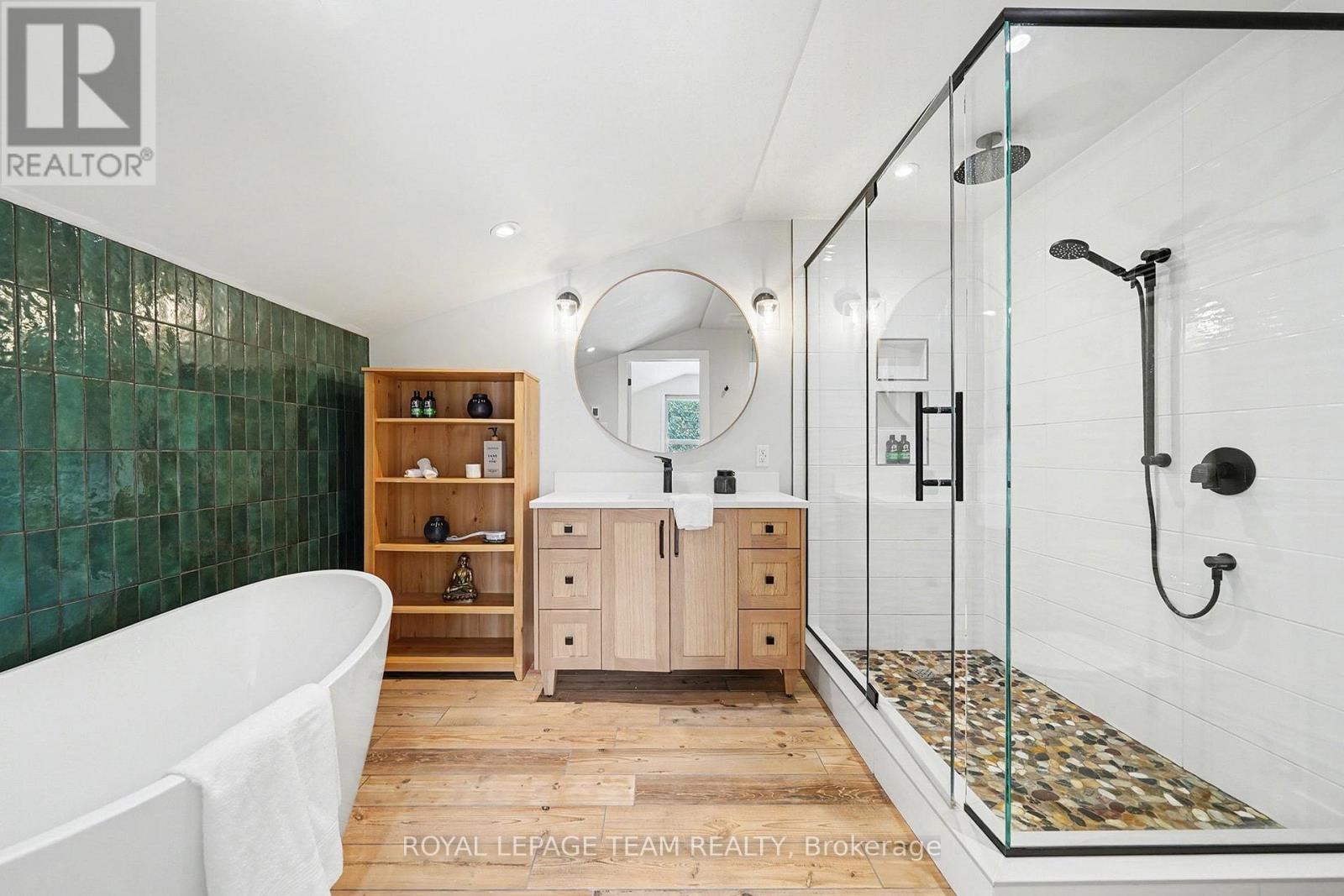 2249 Mcgovern Road W