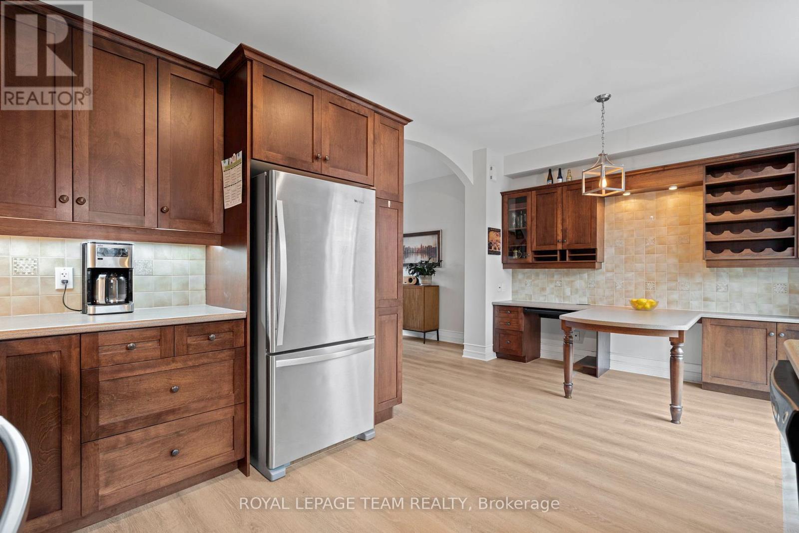 173 West Village Private