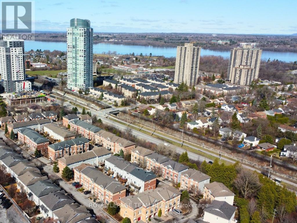 173 West Village Private