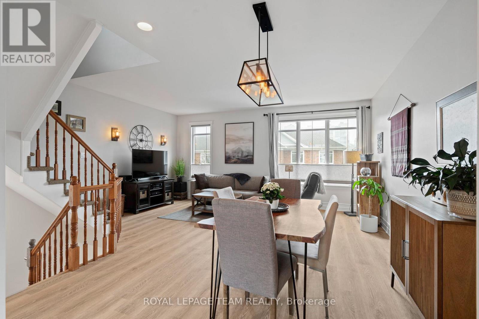 173 West Village Private