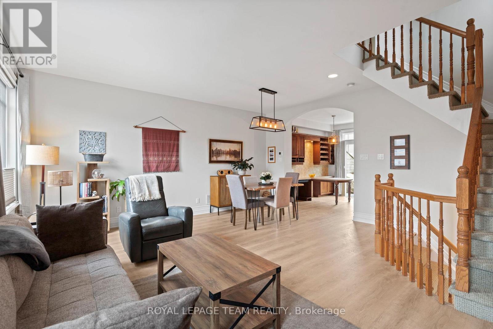 173 West Village Private