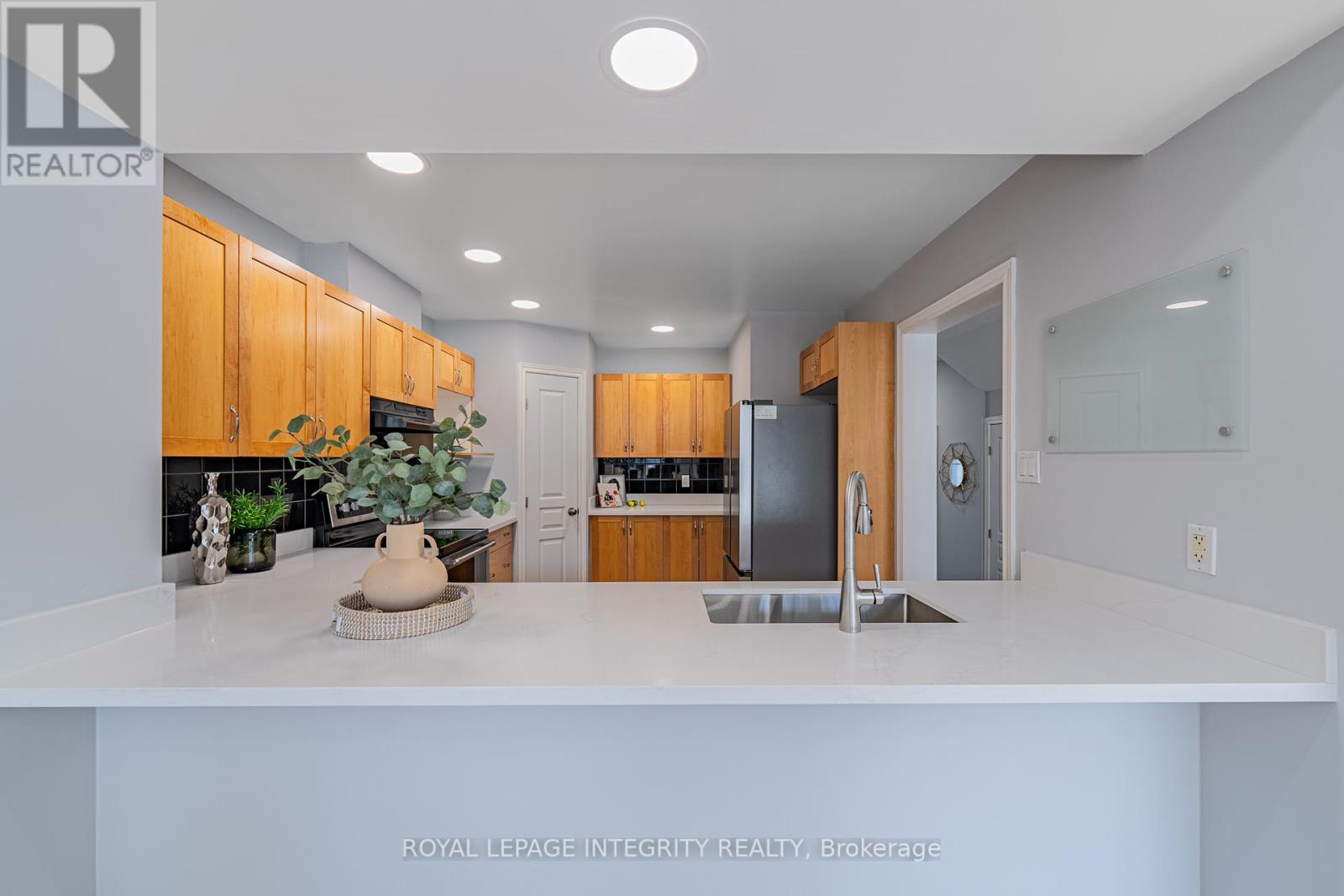 12 Saddlesmith Circle