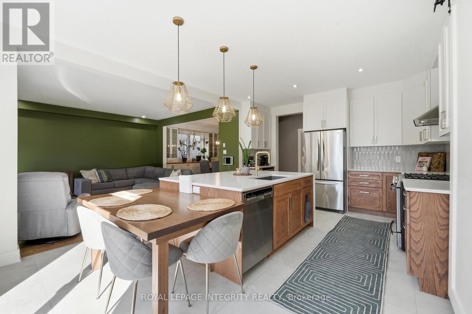 525 Yellow Birch Street