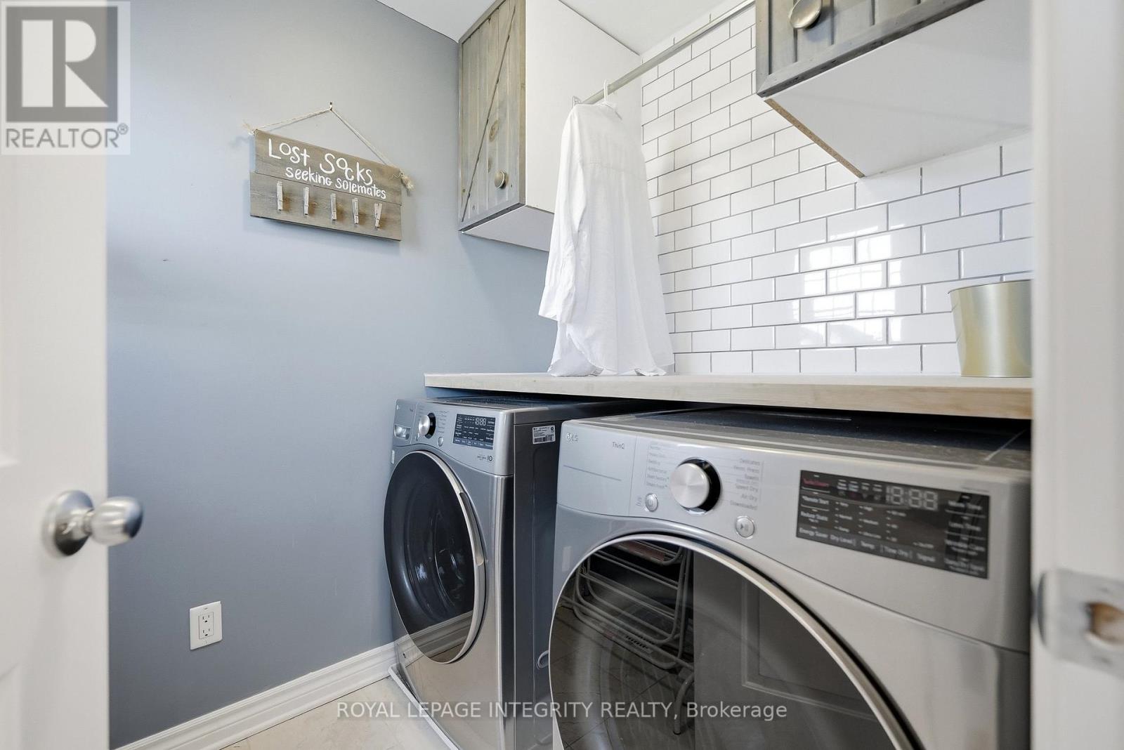 525 Yellow Birch Street