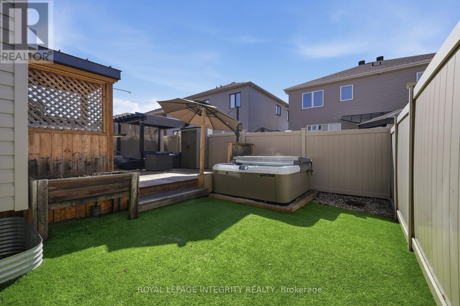 525 Yellow Birch Street