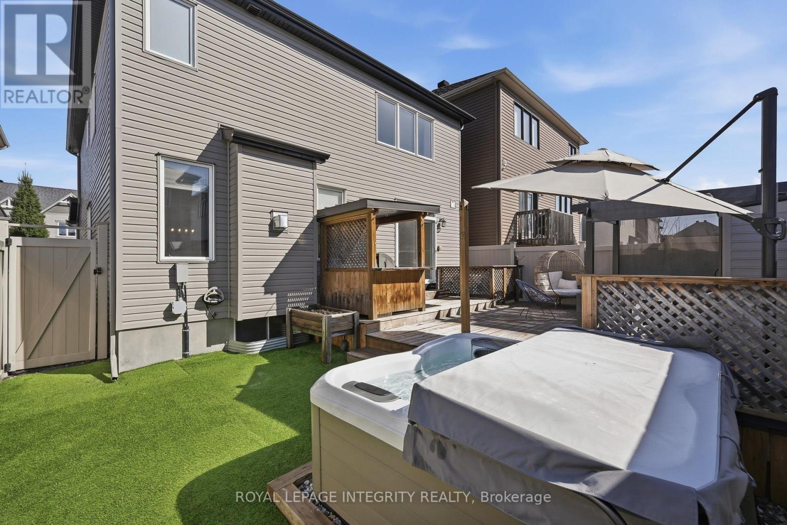 525 Yellow Birch Street