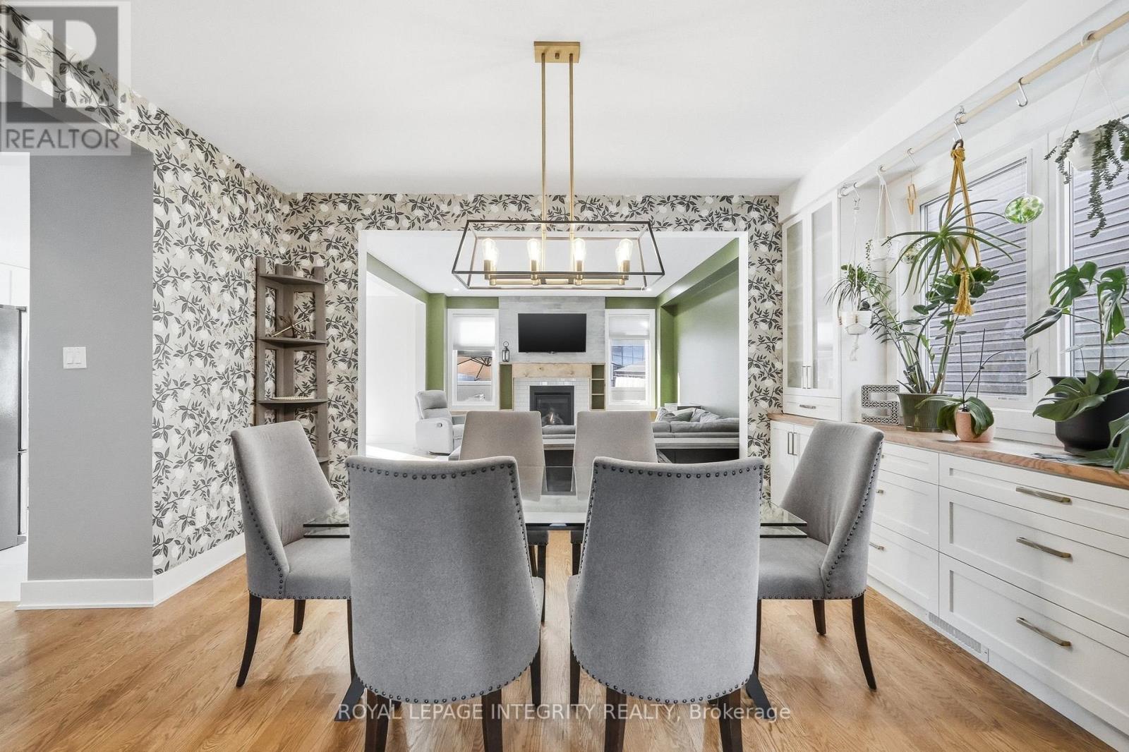 525 Yellow Birch Street