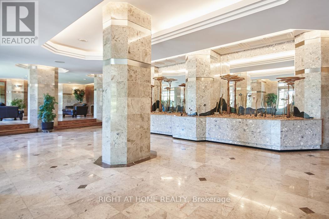 909 - 2759 Carousel Crescent