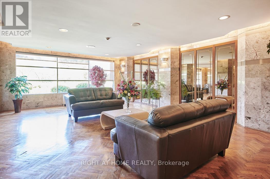 909 - 2759 Carousel Crescent