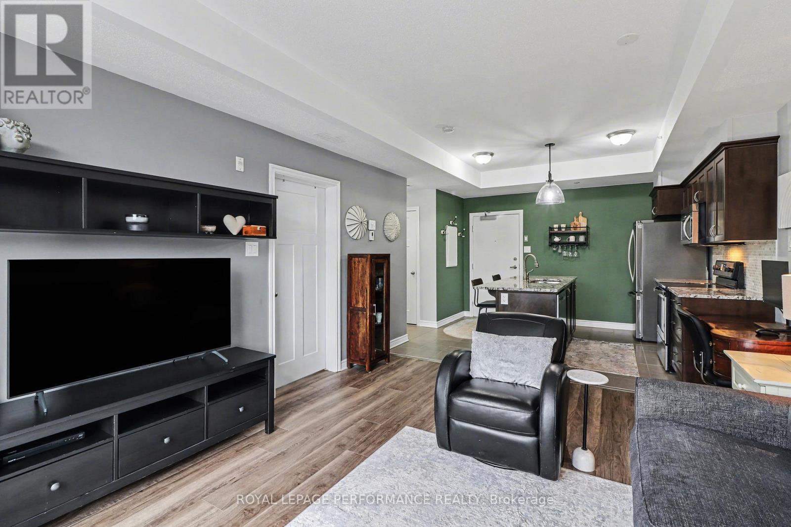 403 - 120 Montblanc Private