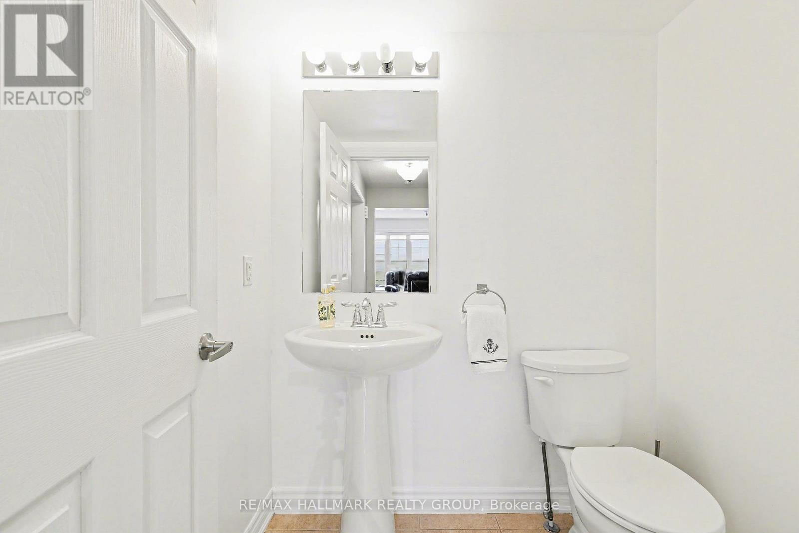 2516 Nutgrove Avenue