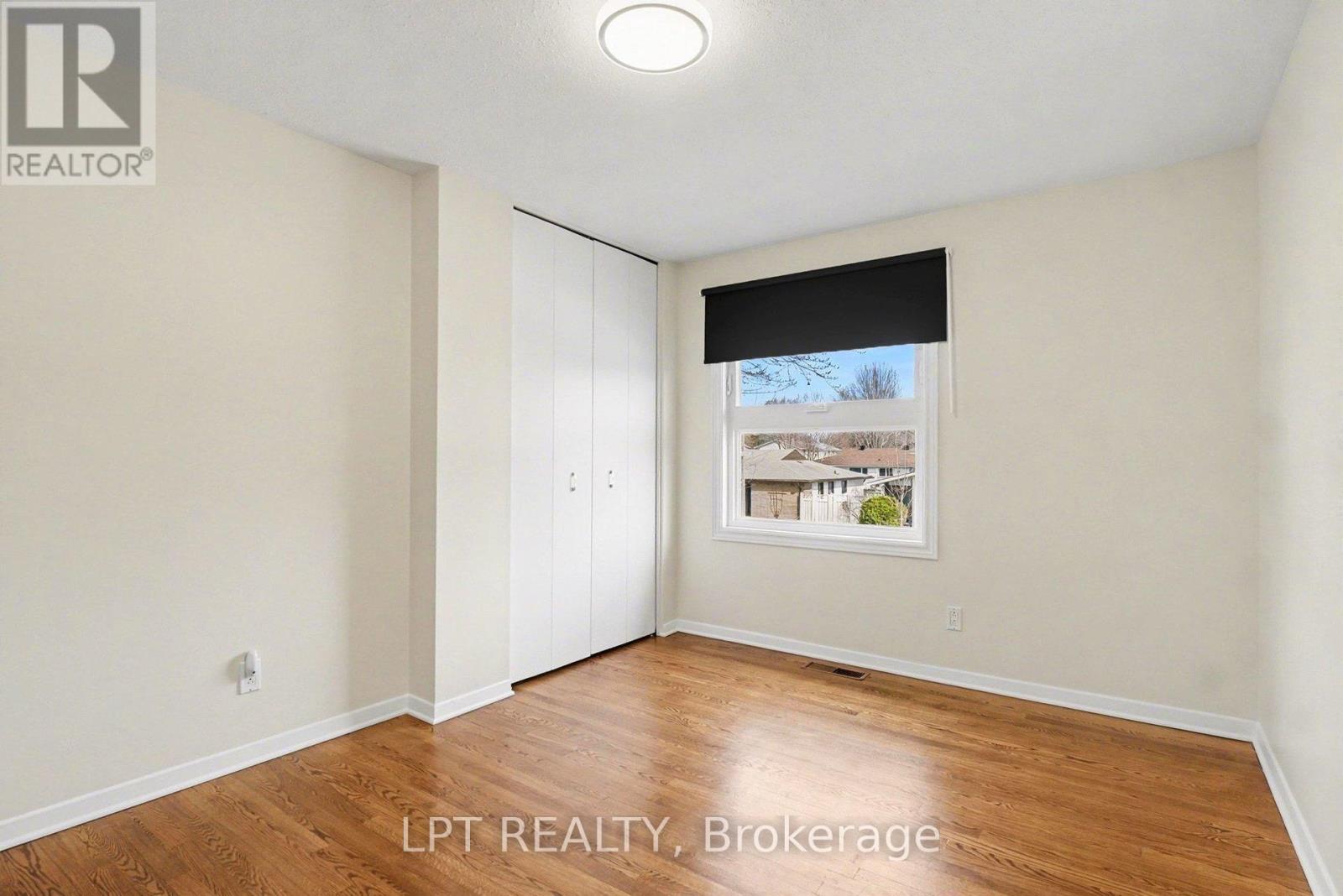 38 Lindhurst Crescent