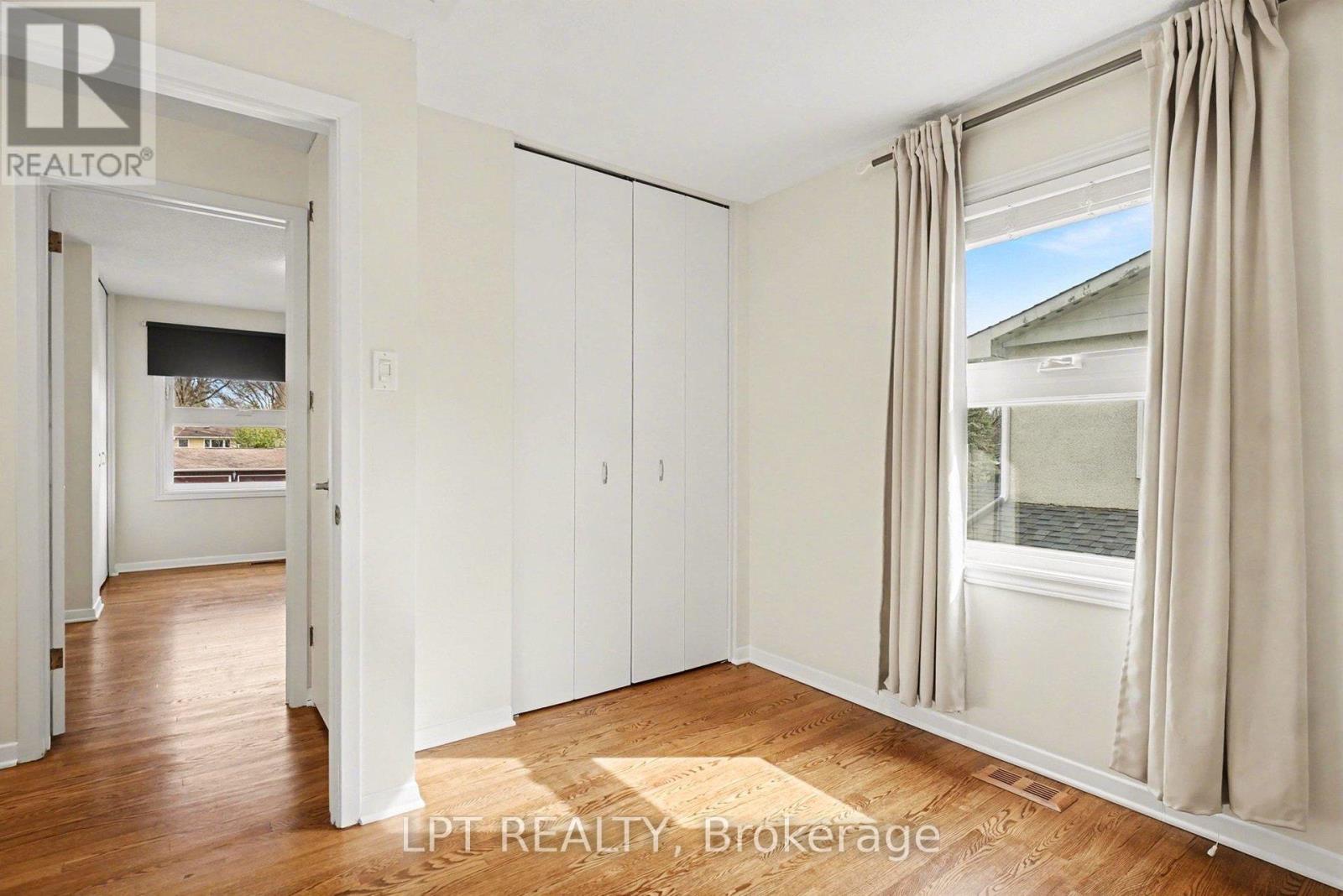 38 Lindhurst Crescent