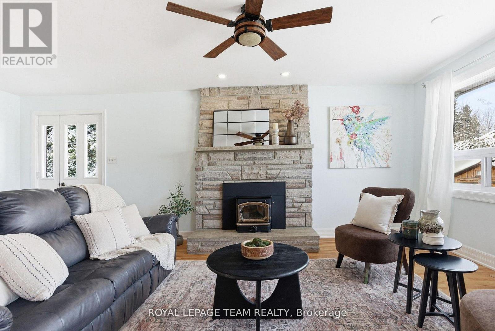 3246 Elizabeth Street