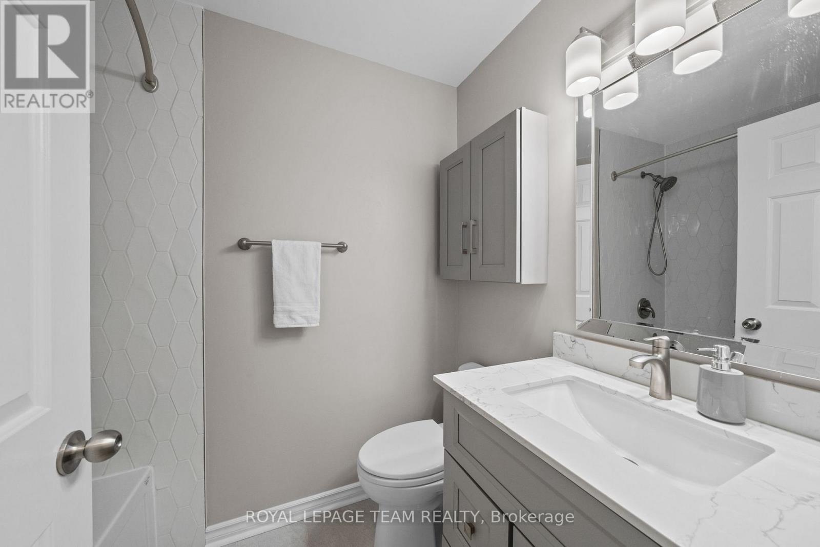 6584 Harvest Grove Drive