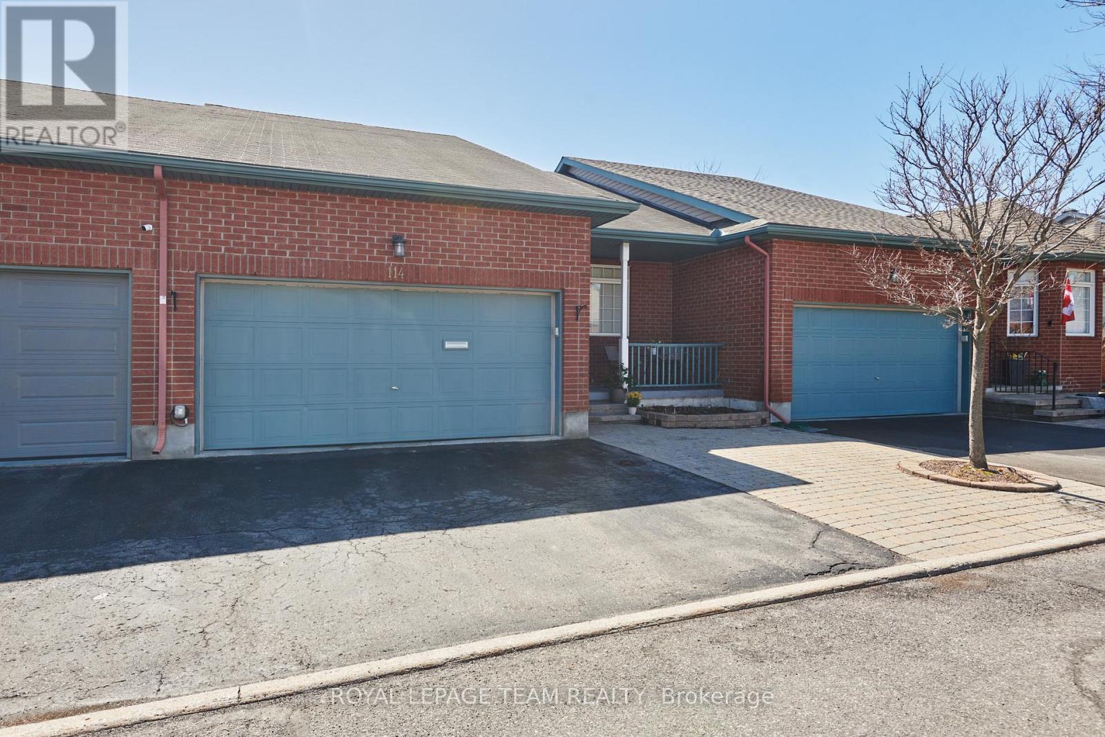 114 Bartlett Private