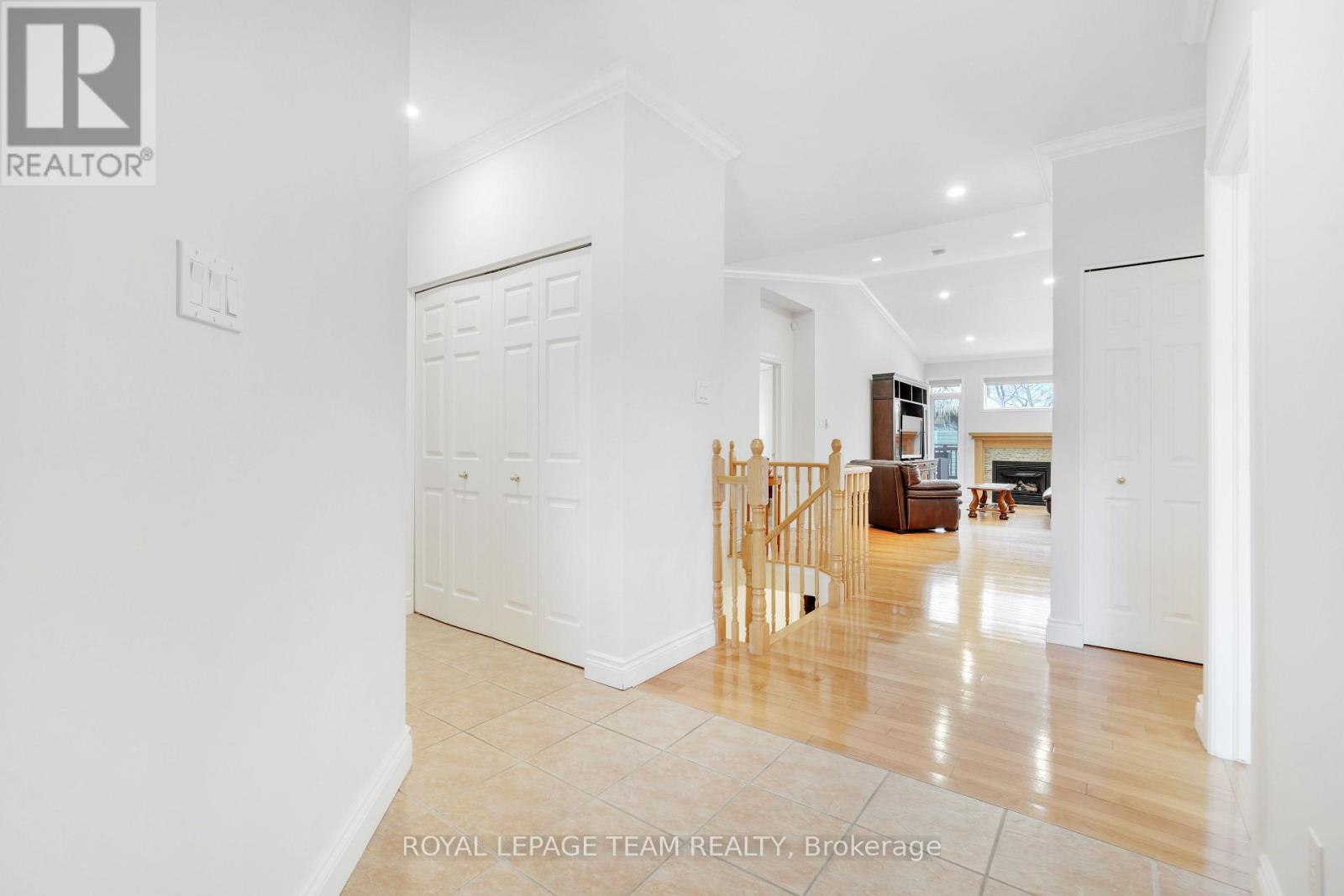 114 Bartlett Private