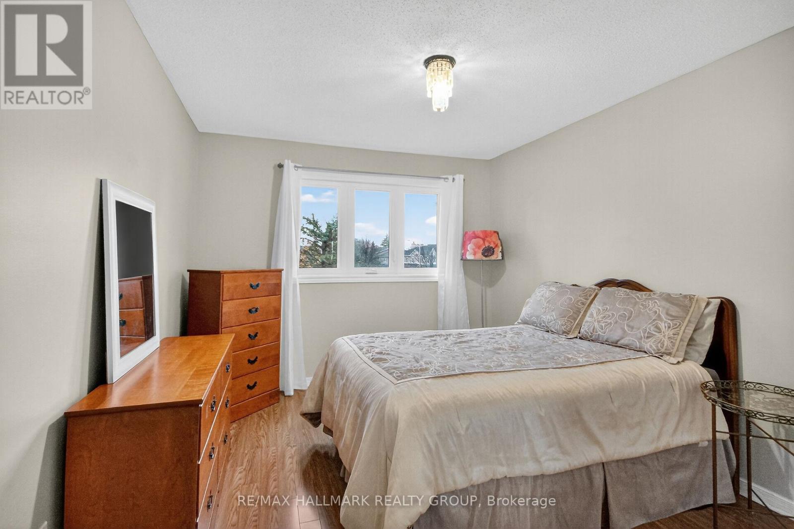 110 Hunter's Glen Crescent