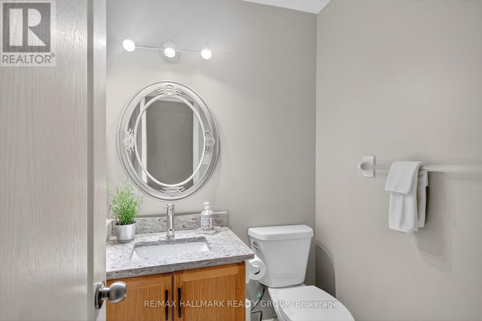 110 Hunter's Glen Crescent