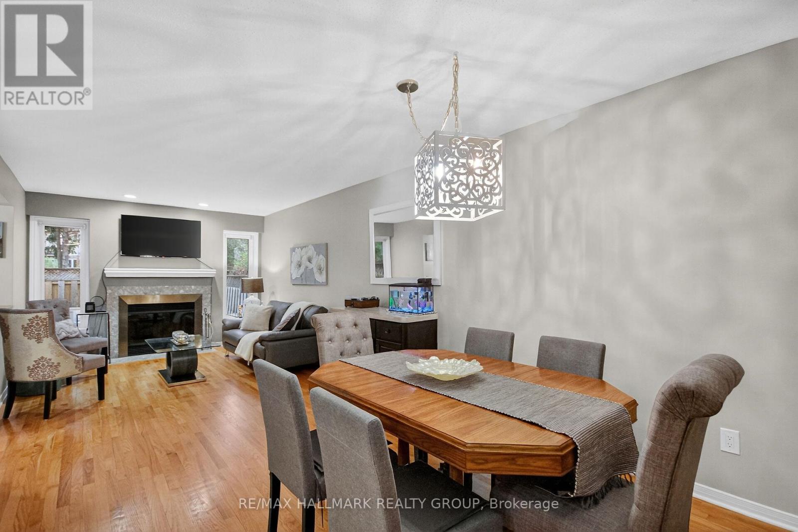 110 Hunter's Glen Crescent