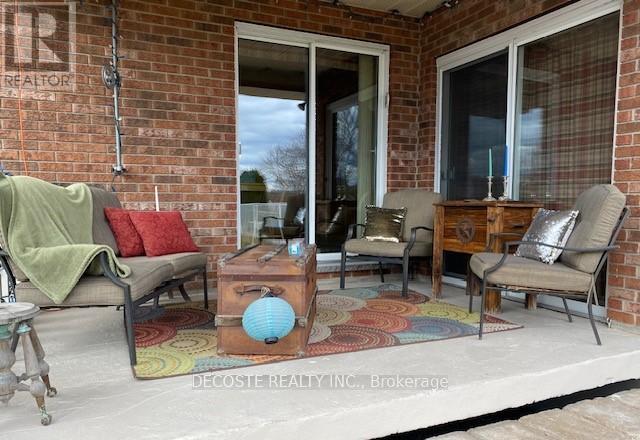 100 Macleod Crescent