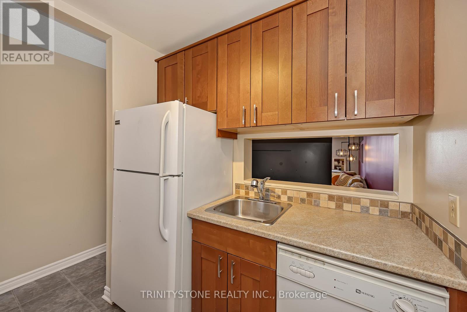 57 - 811 Connaught Avenue