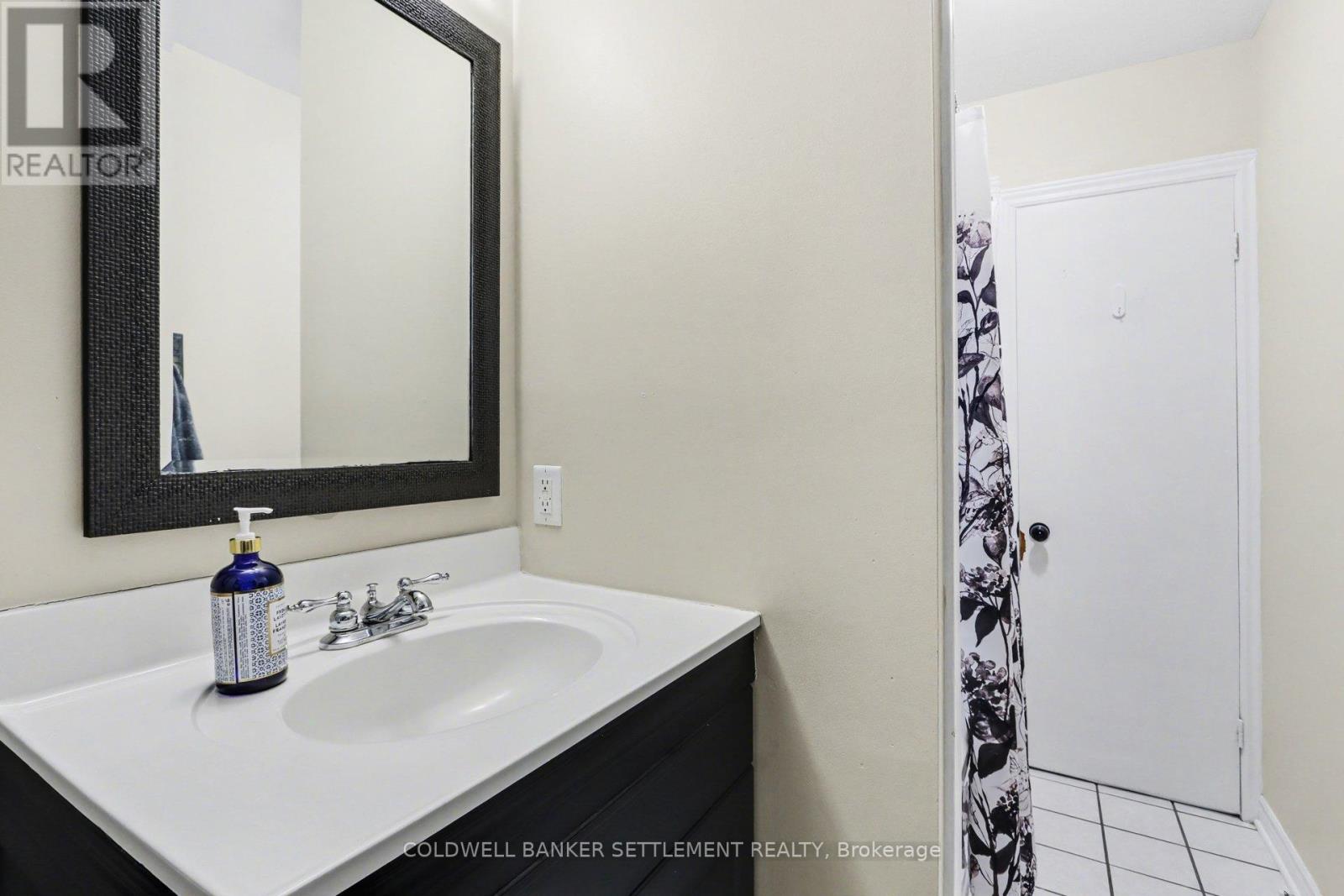 5907 Hwy. 43 Highway