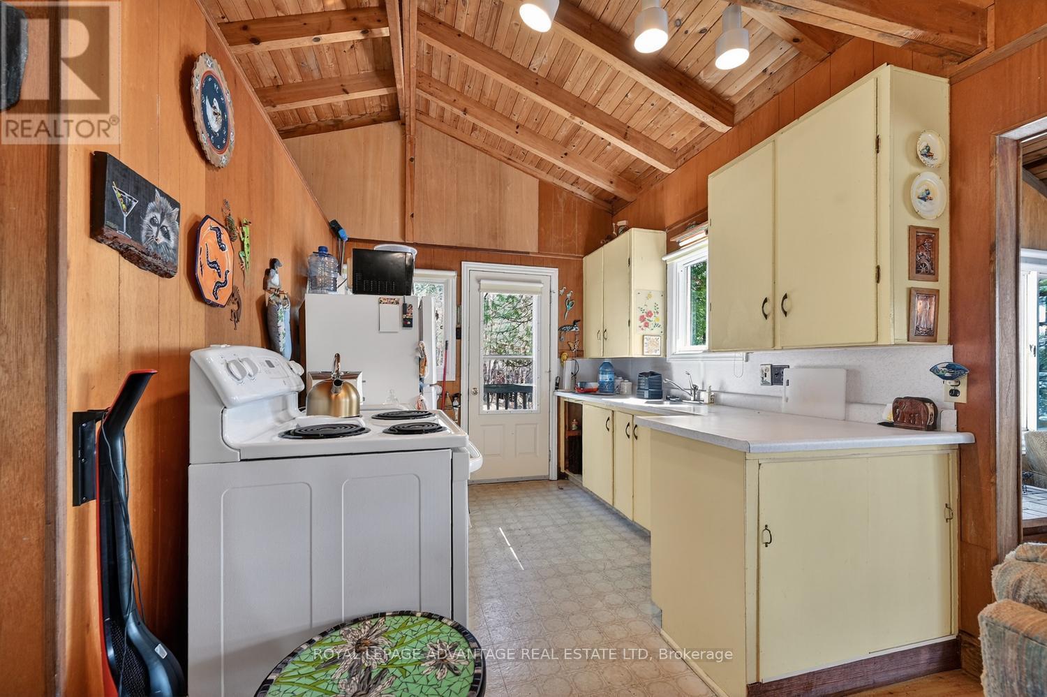 22 Beckwith Street South