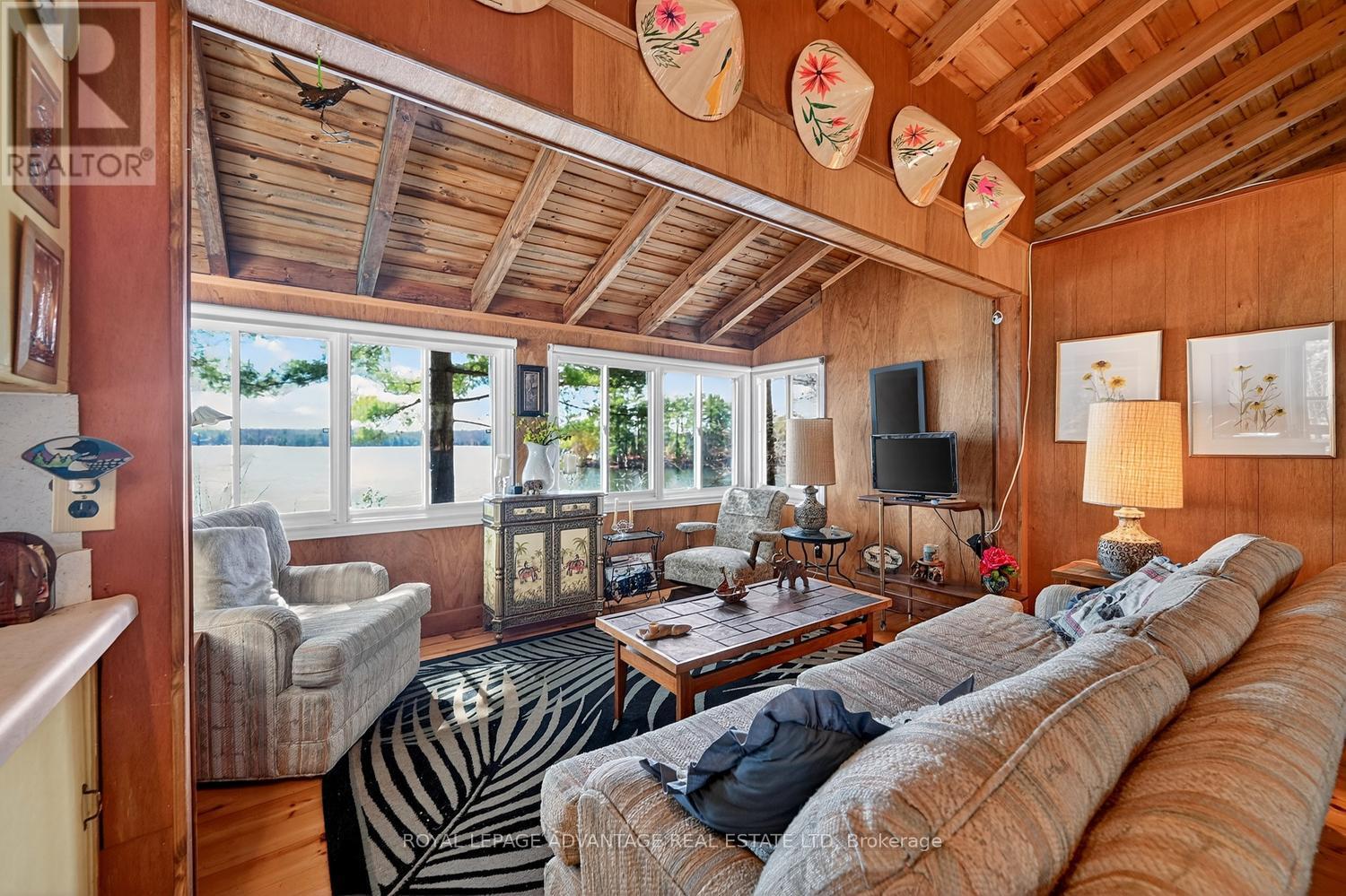 22 Beckwith Street South