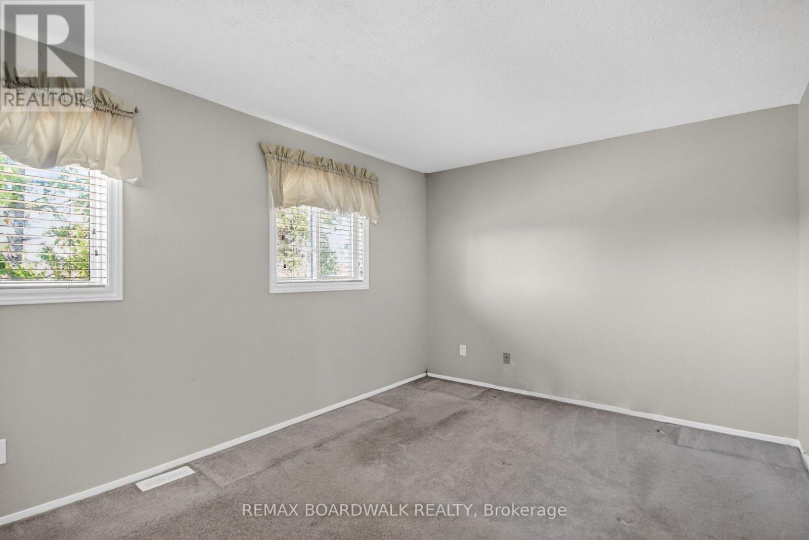 10 - 47 Sunridge Lane