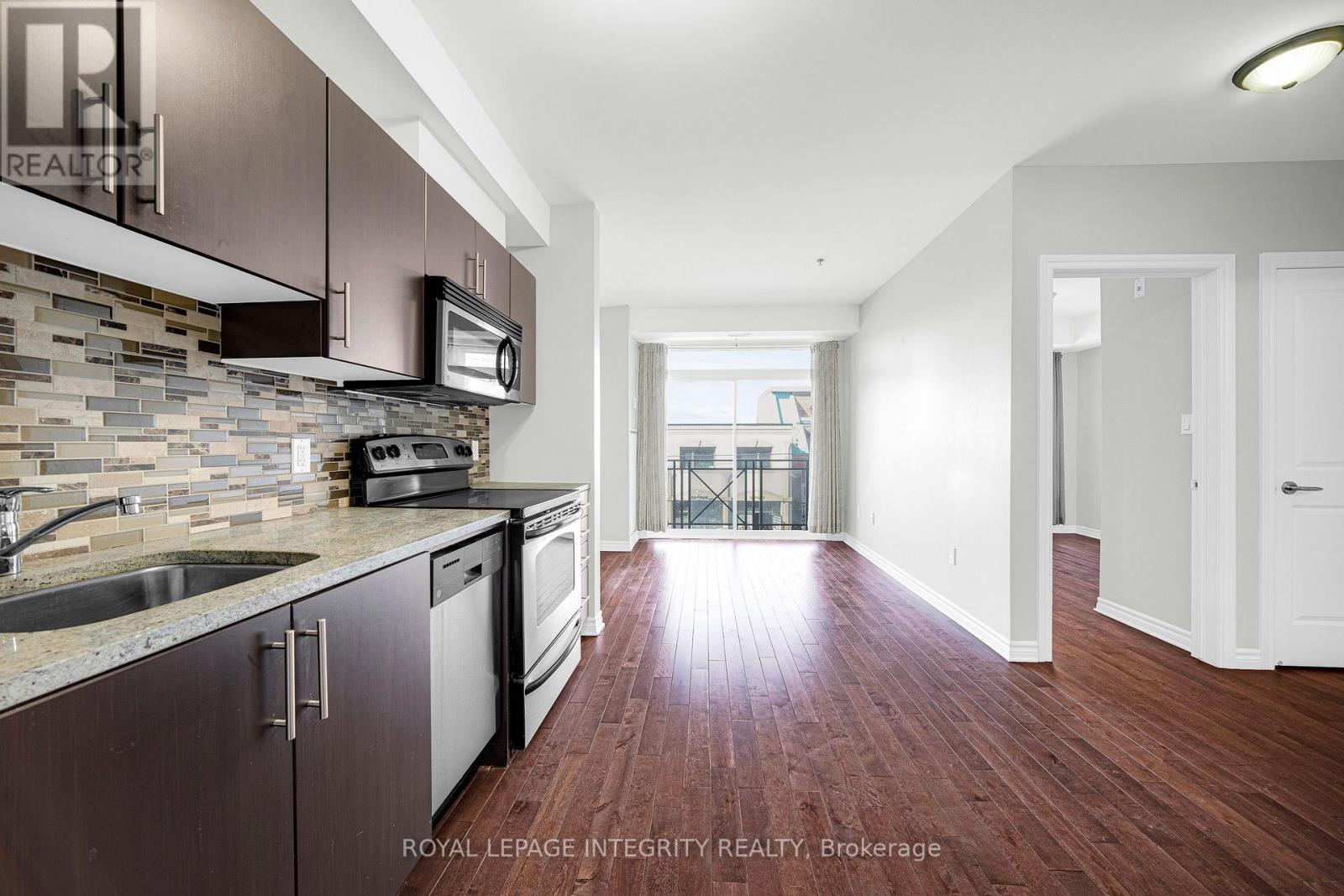 320 - 429 Kent Street