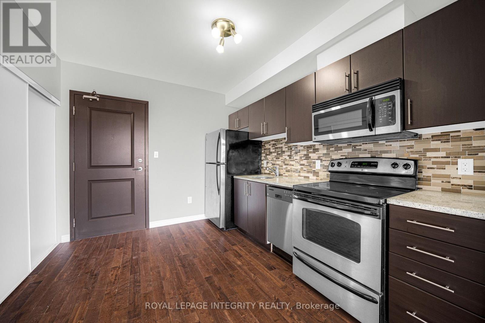 320 - 429 Kent Street